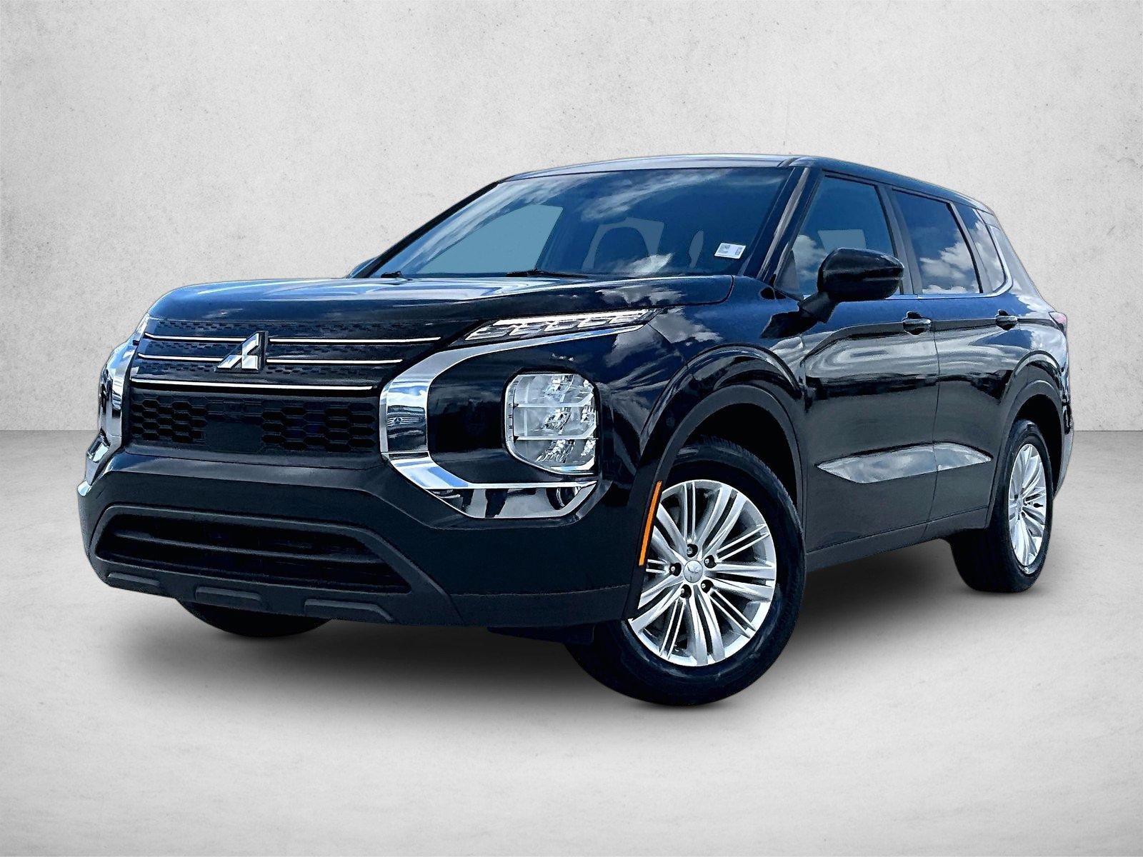 2024 Mitsubishi Outlander