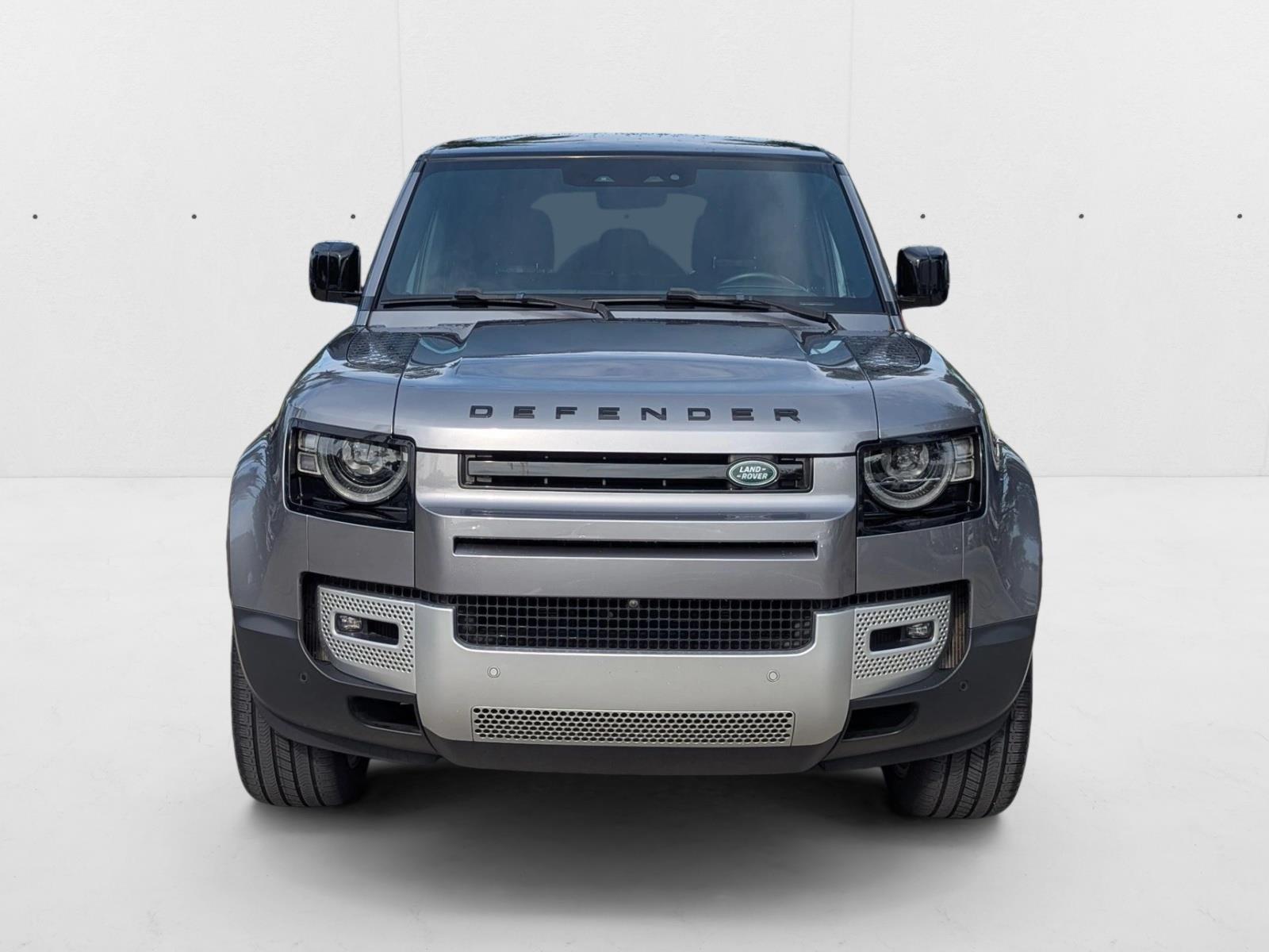 2024 Land Rover Defender SE photo 2