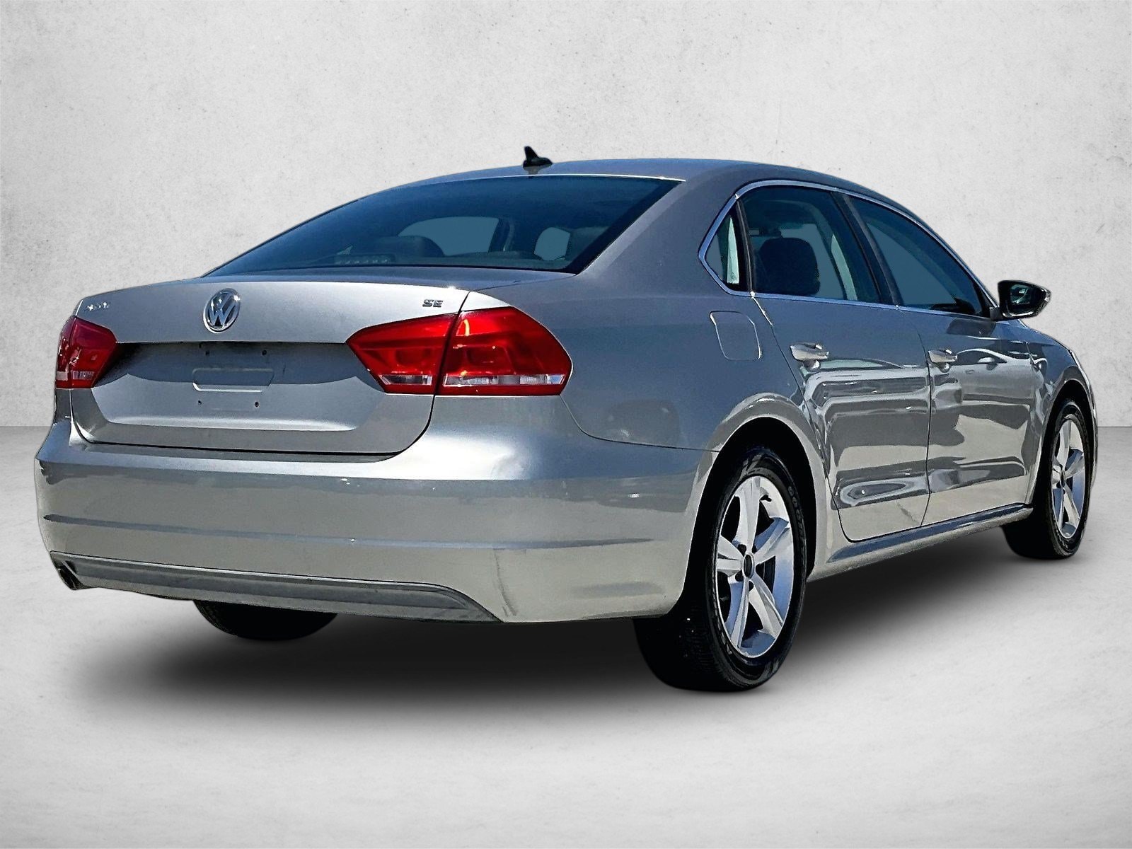 Used 2012 Volkswagen Passat SE with VIN 1VWBH7A33CC066965 for sale in Coconut Creek, FL