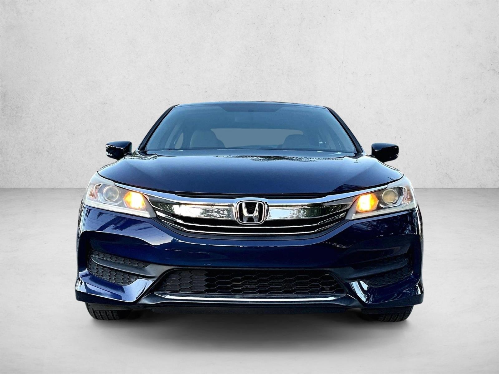 2016 Honda Accord LX photo 3