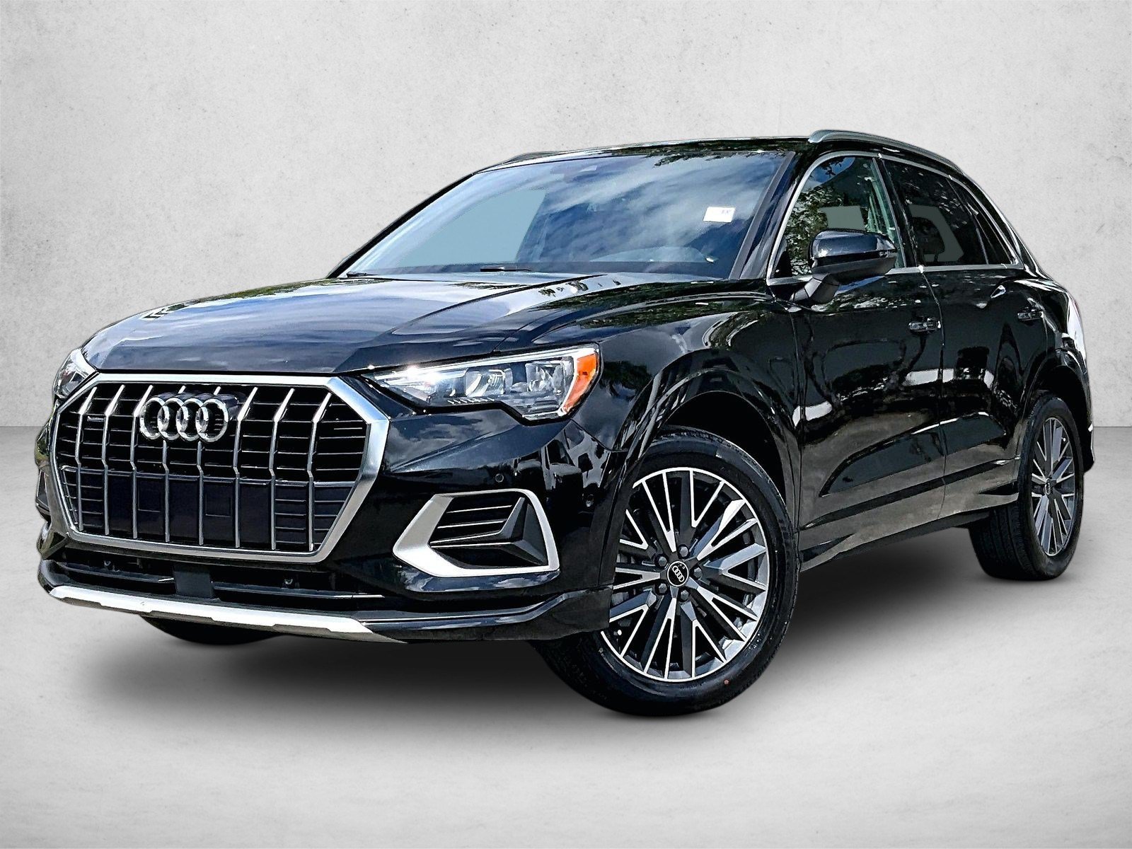 2022 Audi Q3