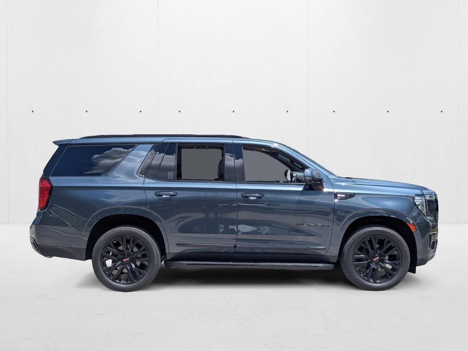 2021 Gmc Yukon SLT photo 4