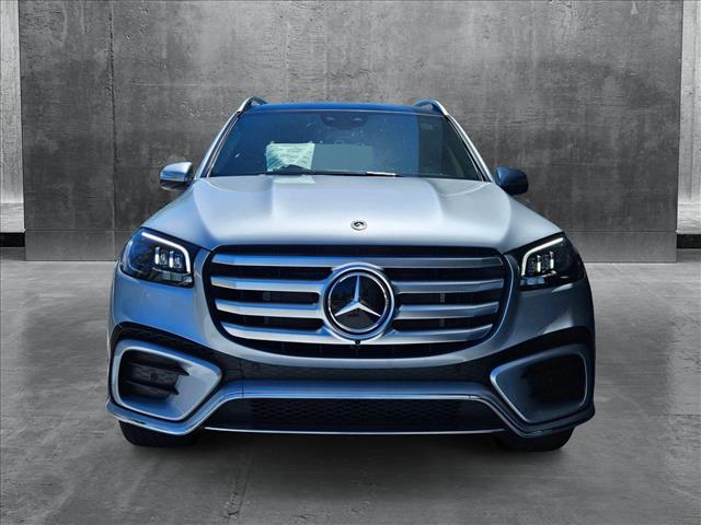 2025 Mercedes Benz GLS 450 4MATIC photo 4