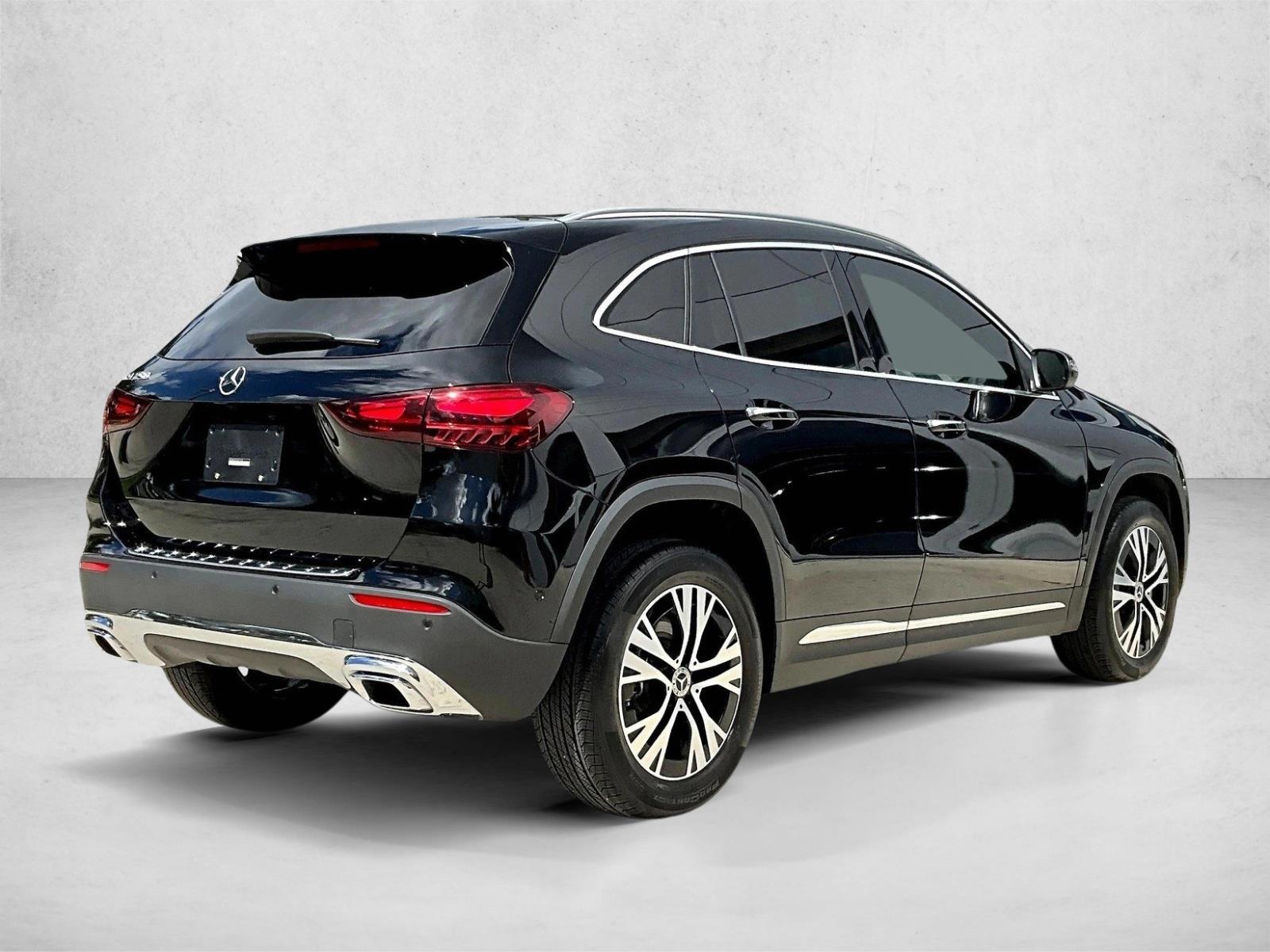 2025 Mercedes Benz GLA 250 photo 2