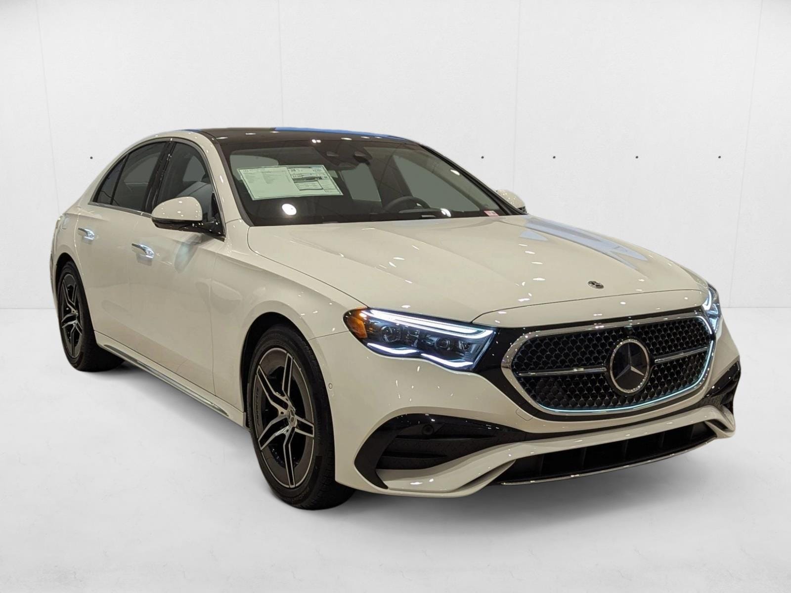 2025 Mercedes-Benz E-Class E350 - Photo 6