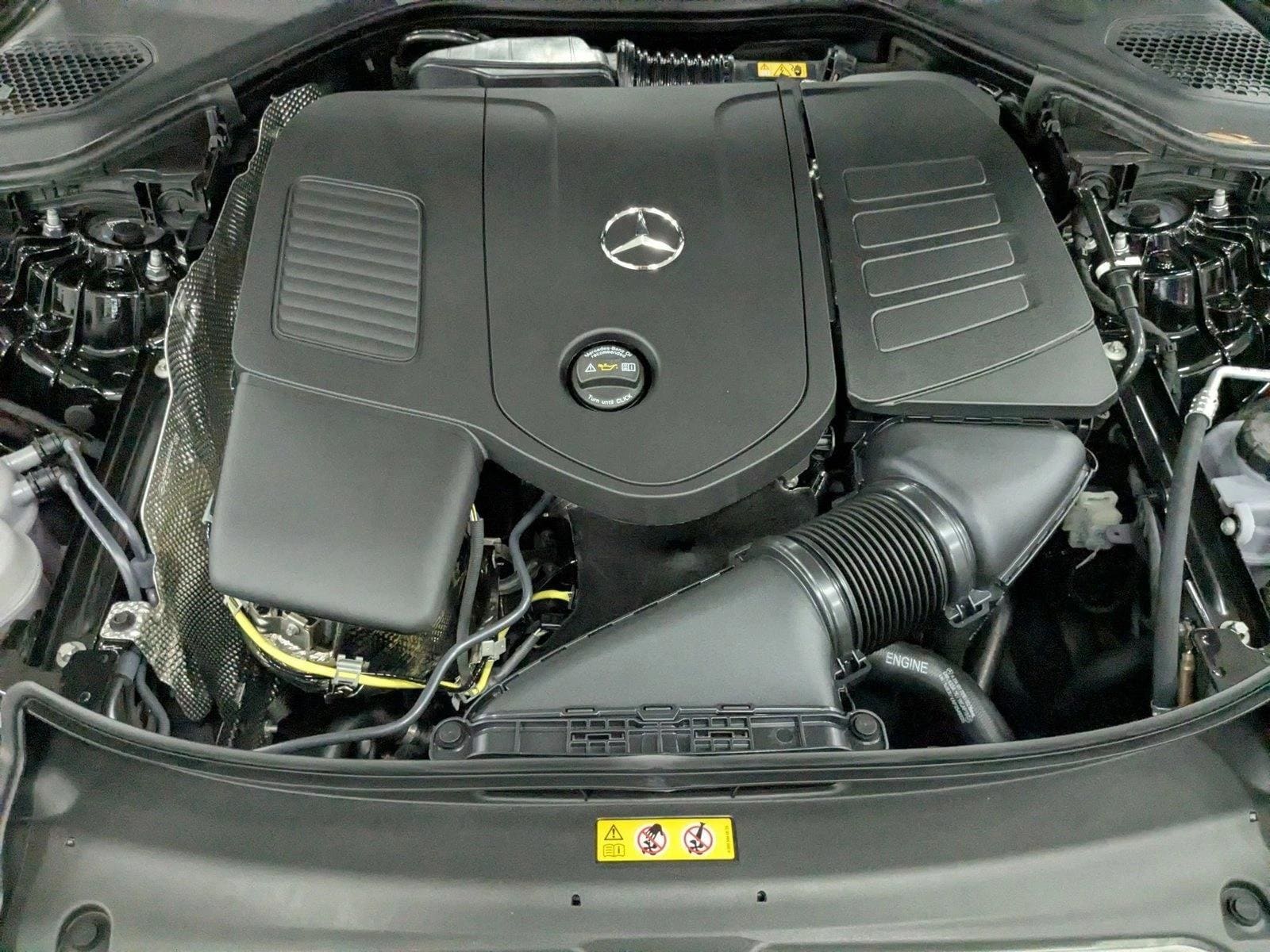 2025 Mercedes-Benz E-Class E350 - Photo 15