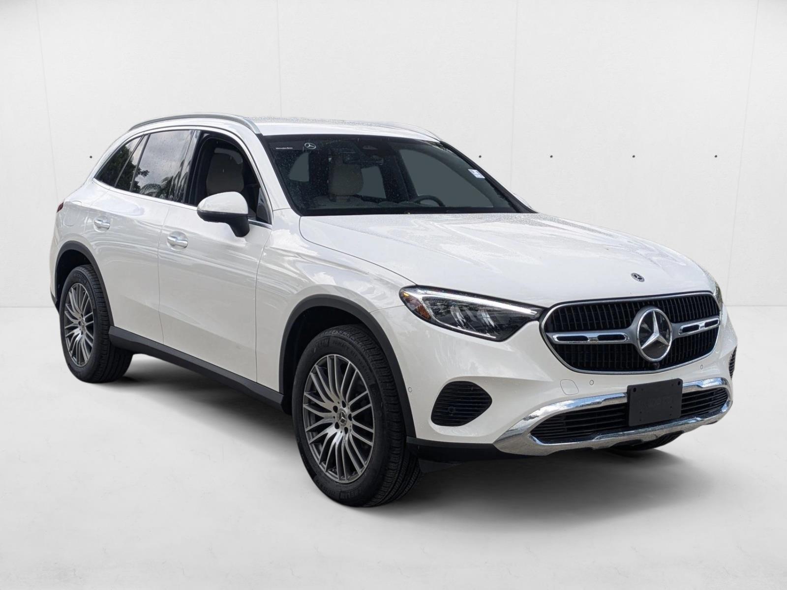 2025 Mercedes Benz GLC 300 4MATIC photo 2