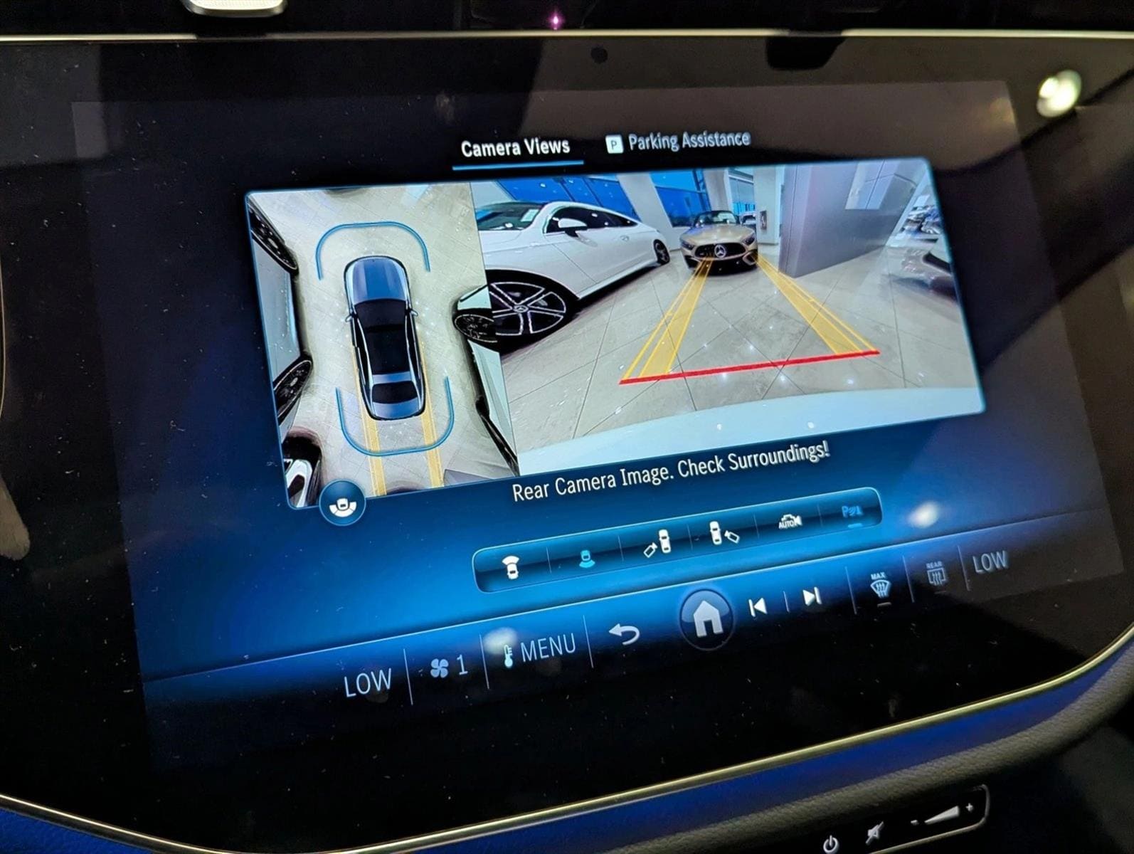2025 Mercedes-Benz E-Class E350 - Photo 12