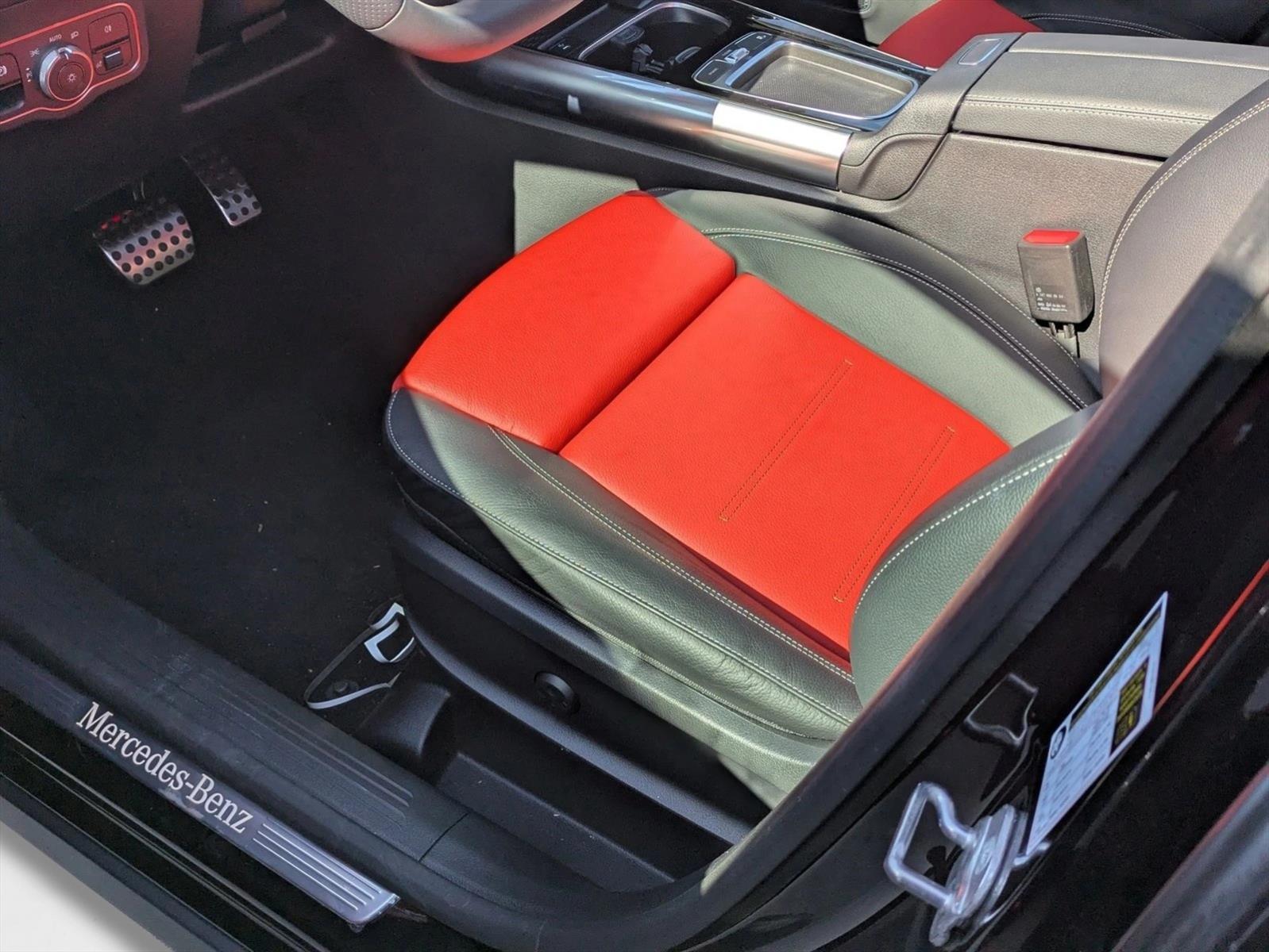 2025 Mercedes Benz GLA 250 photo 2