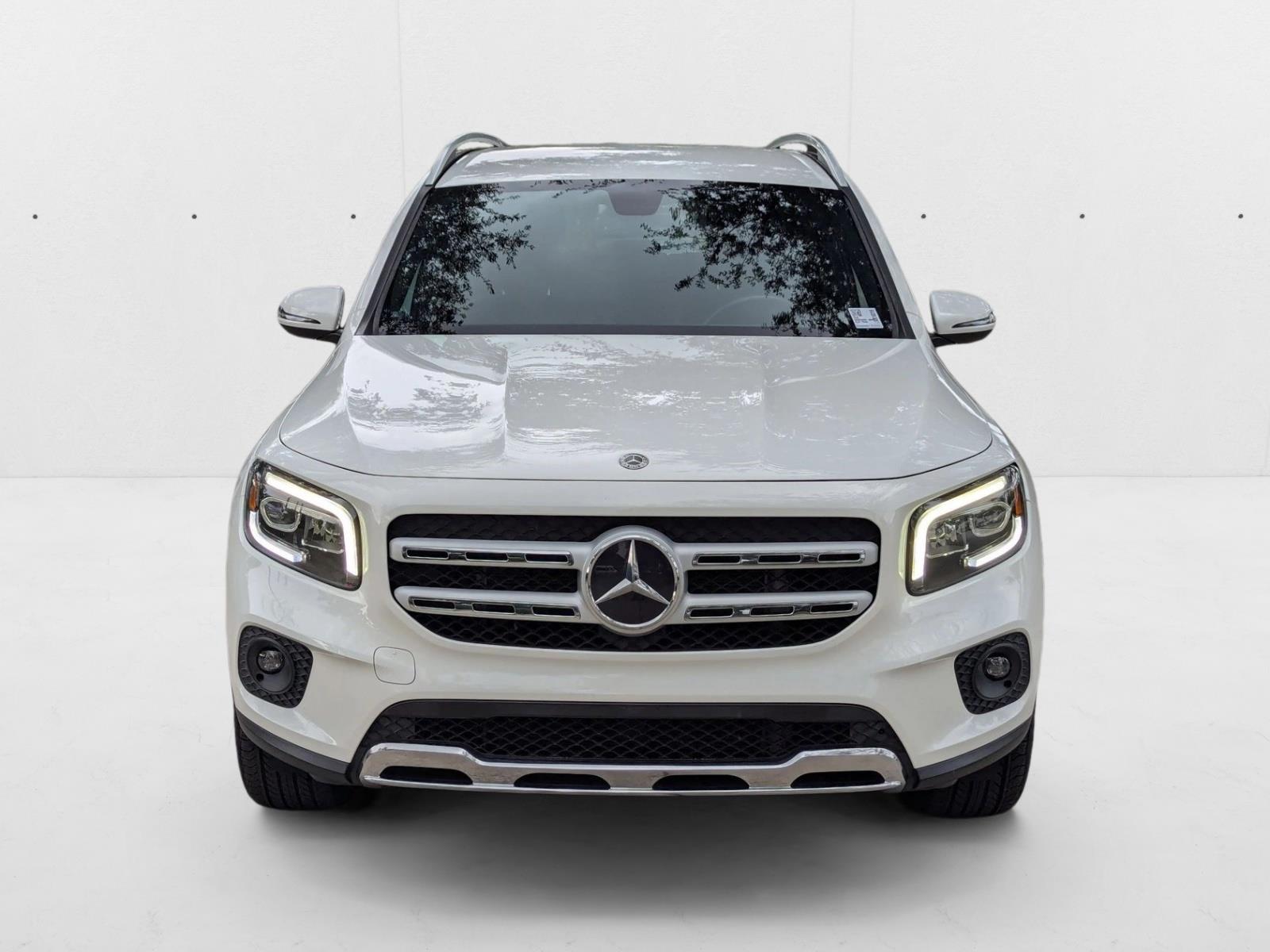 2020 Mercedes Benz GLB 250 photo 2