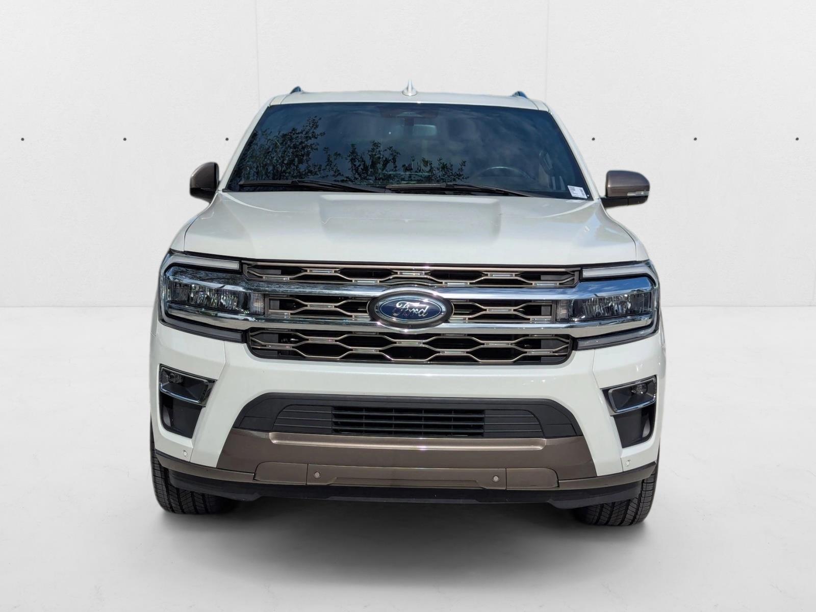 2022 Ford Expedition King Ranch photo 2