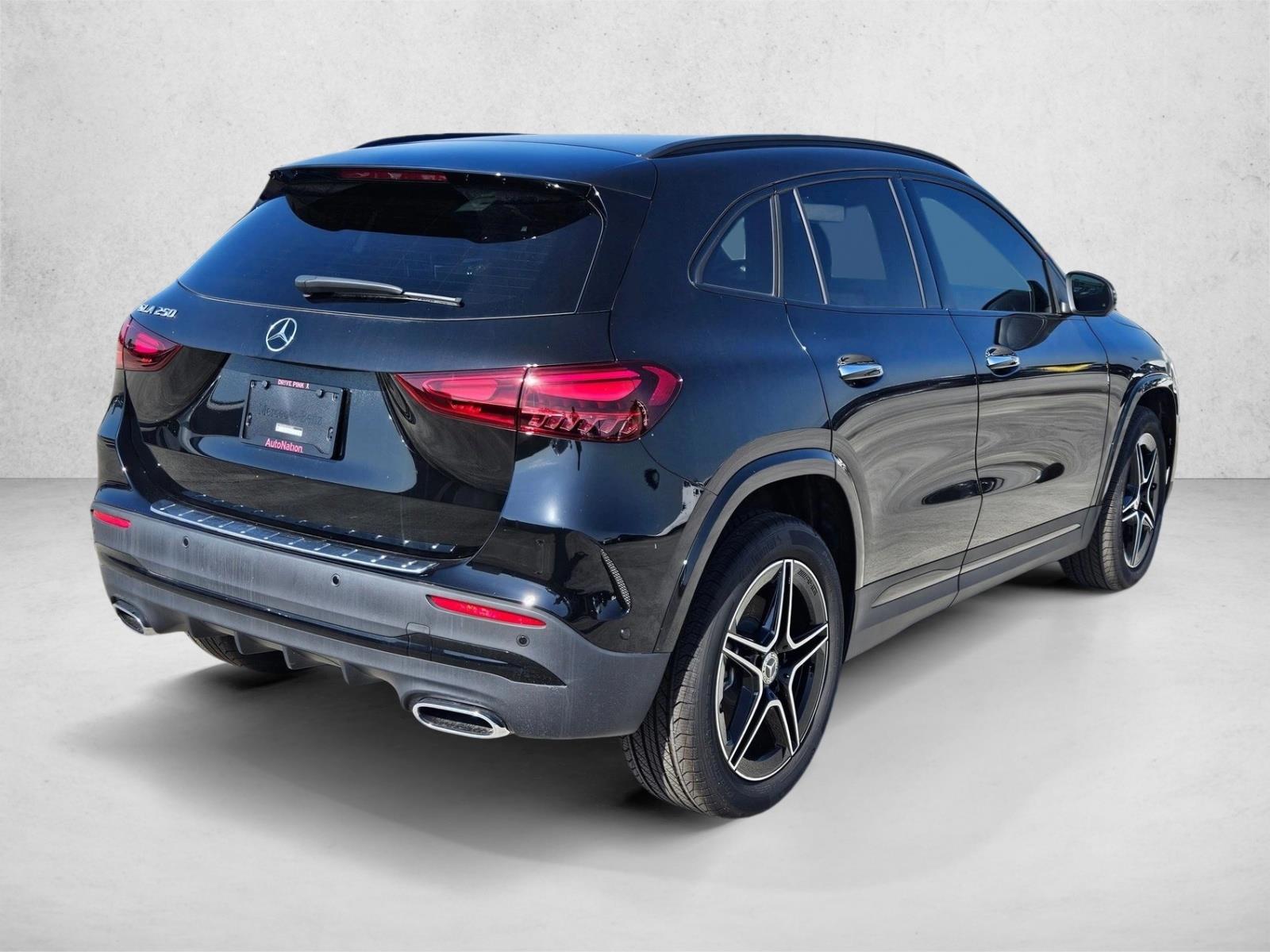 2025 Mercedes Benz GLA 250 photo 2