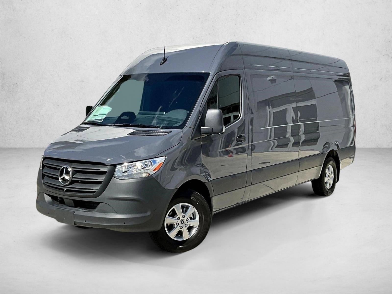 2026 Mercedes-Benz Sprinter Cargo Van Base's photo