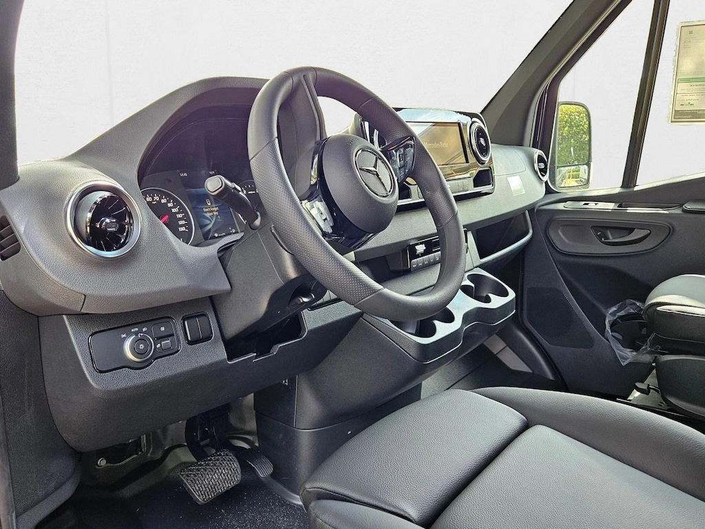New 2025 Mercedes-Benz Sprinter Passenger Van 2500 Standard Roof I4 Diesel HO 144" RWD Van Passenger Van