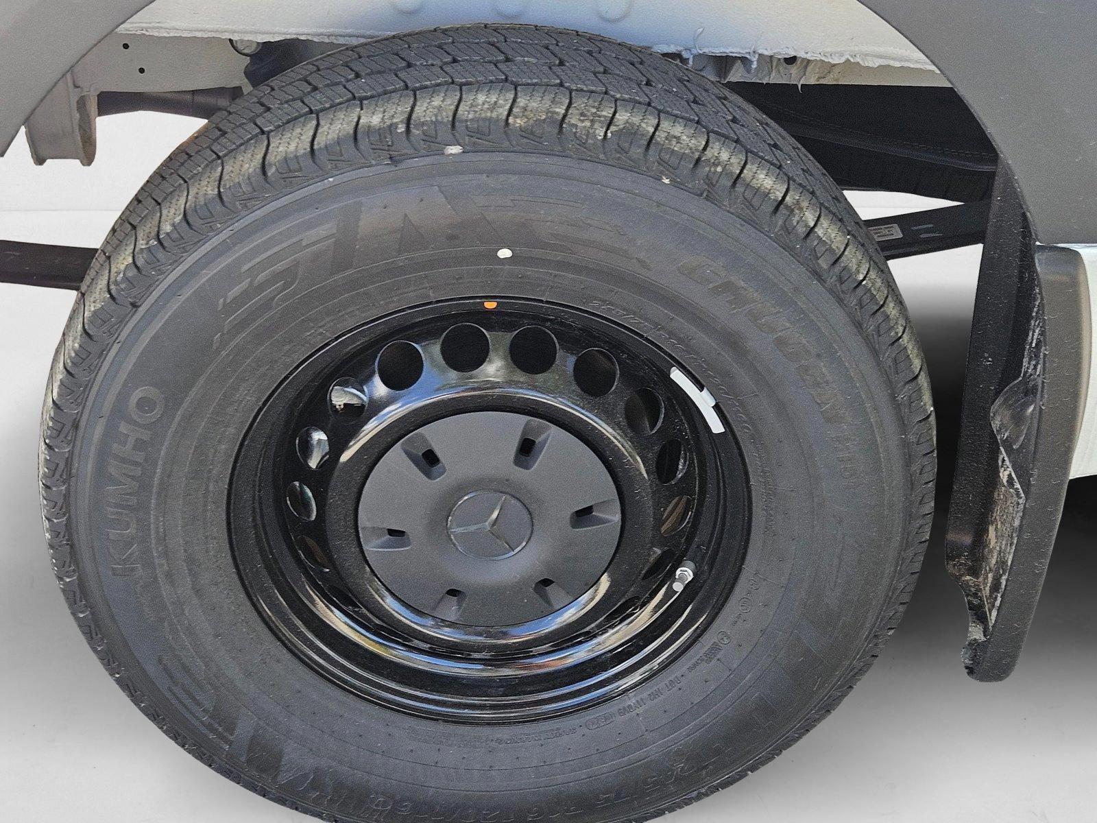 2025 Mercedes-Benz Sprinter Cargo Van Base - Photo 9