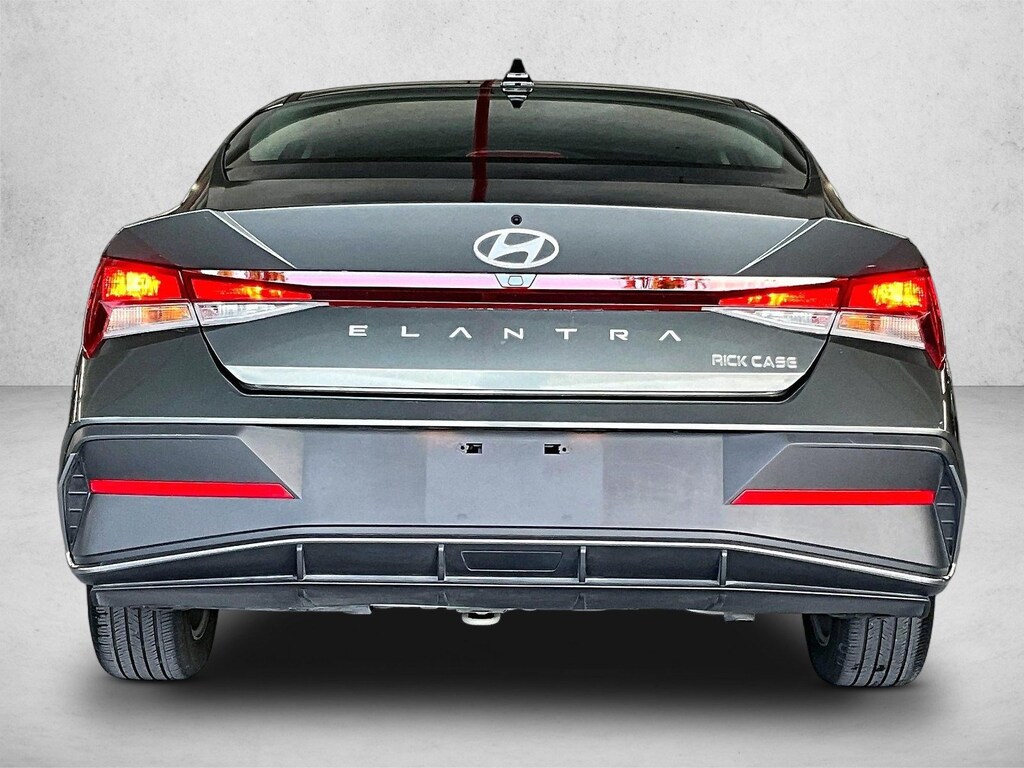 Used 2024 Hyundai Elantra SEL Sedan