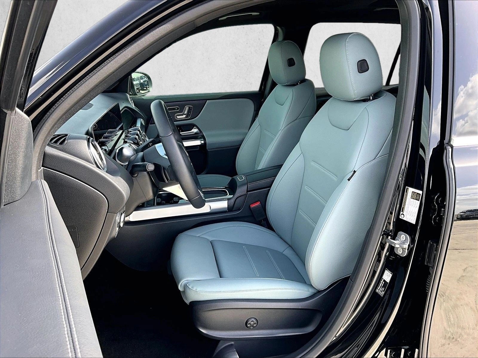 2026 Mercedes-Benz GLB GLB 250 - Photo 27