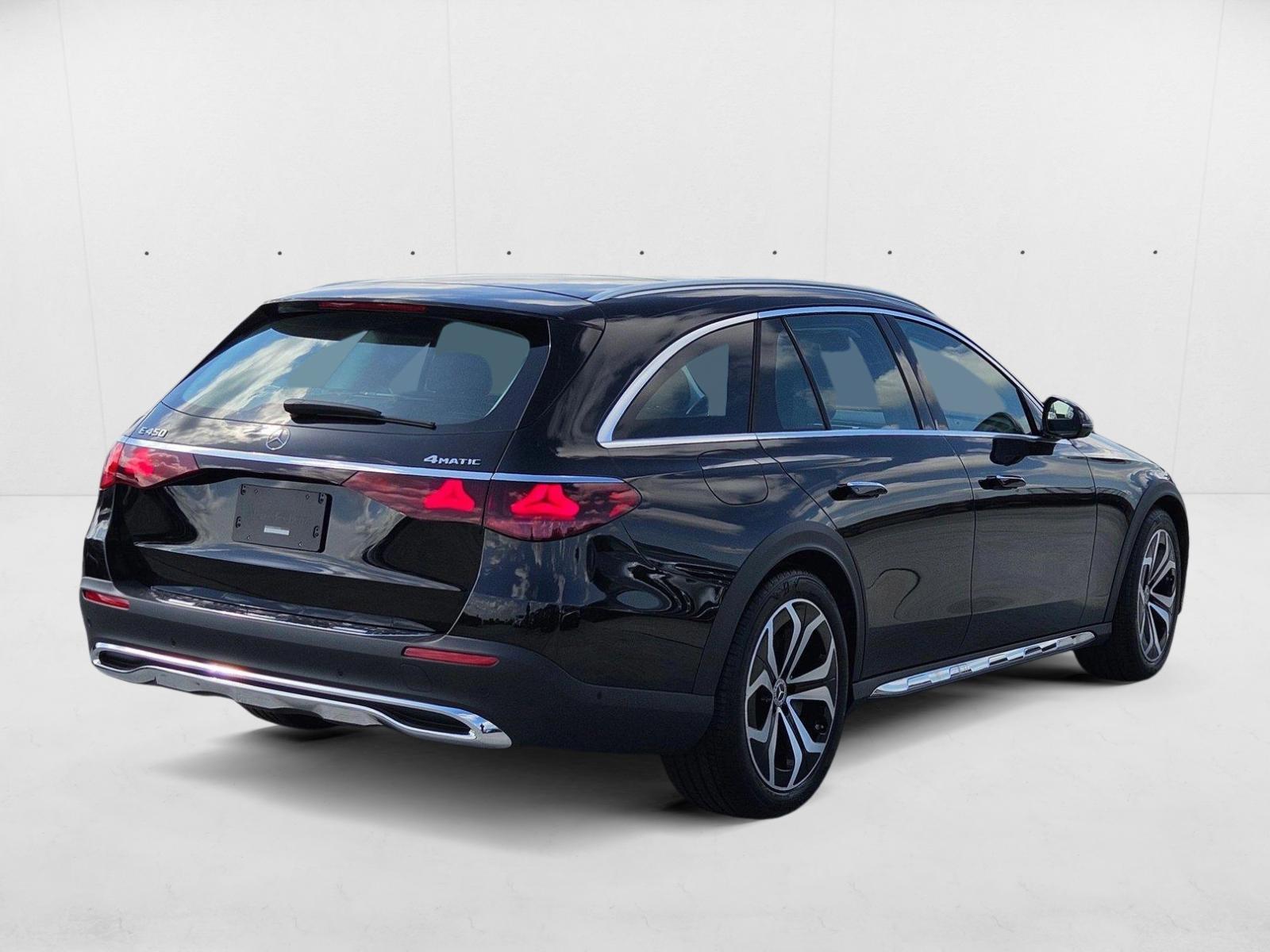 2025 Mercedes Benz E 450 4MATIC All-Terrain Wagon photo 2