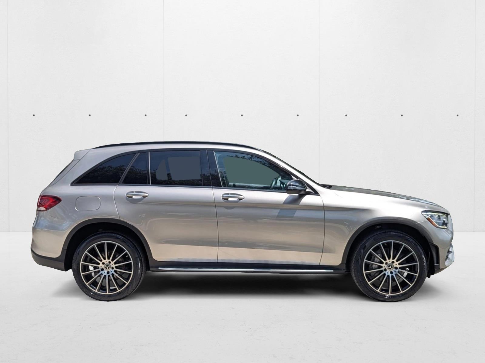 2020 Mercedes Benz GLC 300 4MATIC photo 2