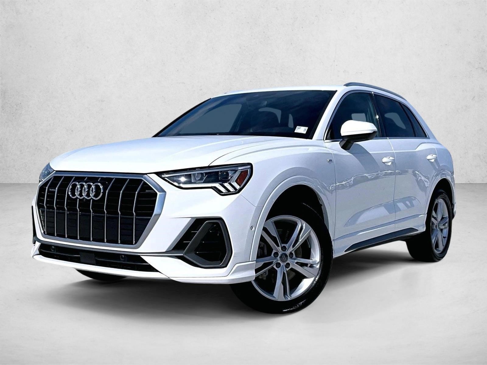 2020 Audi Q3 S Line Prestige's photo