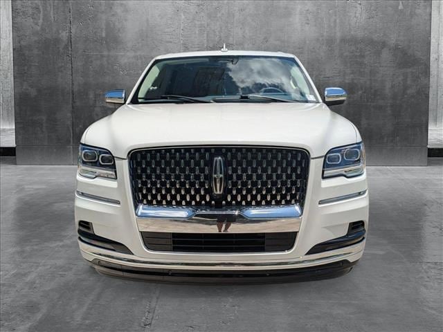Used 2022 Lincoln Navigator Black Label L with VIN 5LMJJ3TTXNEL14122 for sale in Coconut Creek, FL