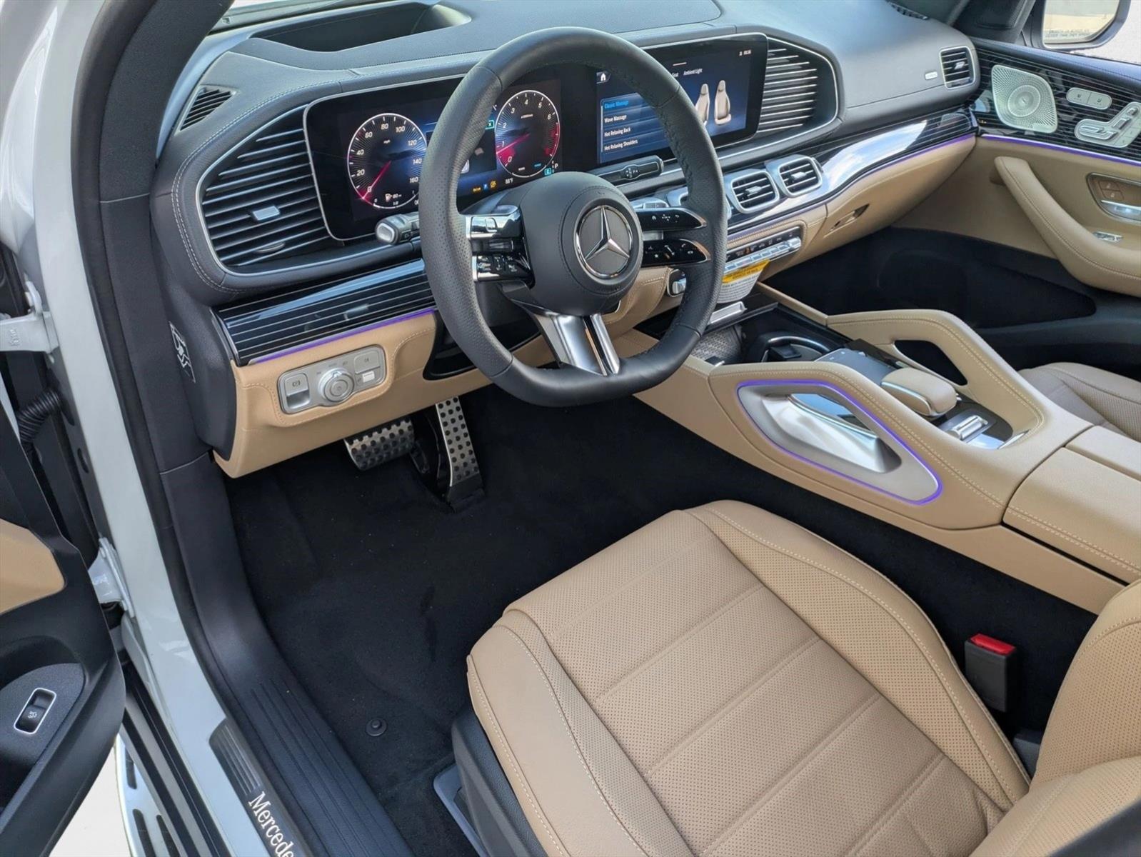 2026 Mercedes Benz GLS 580 4MATIC photo 3