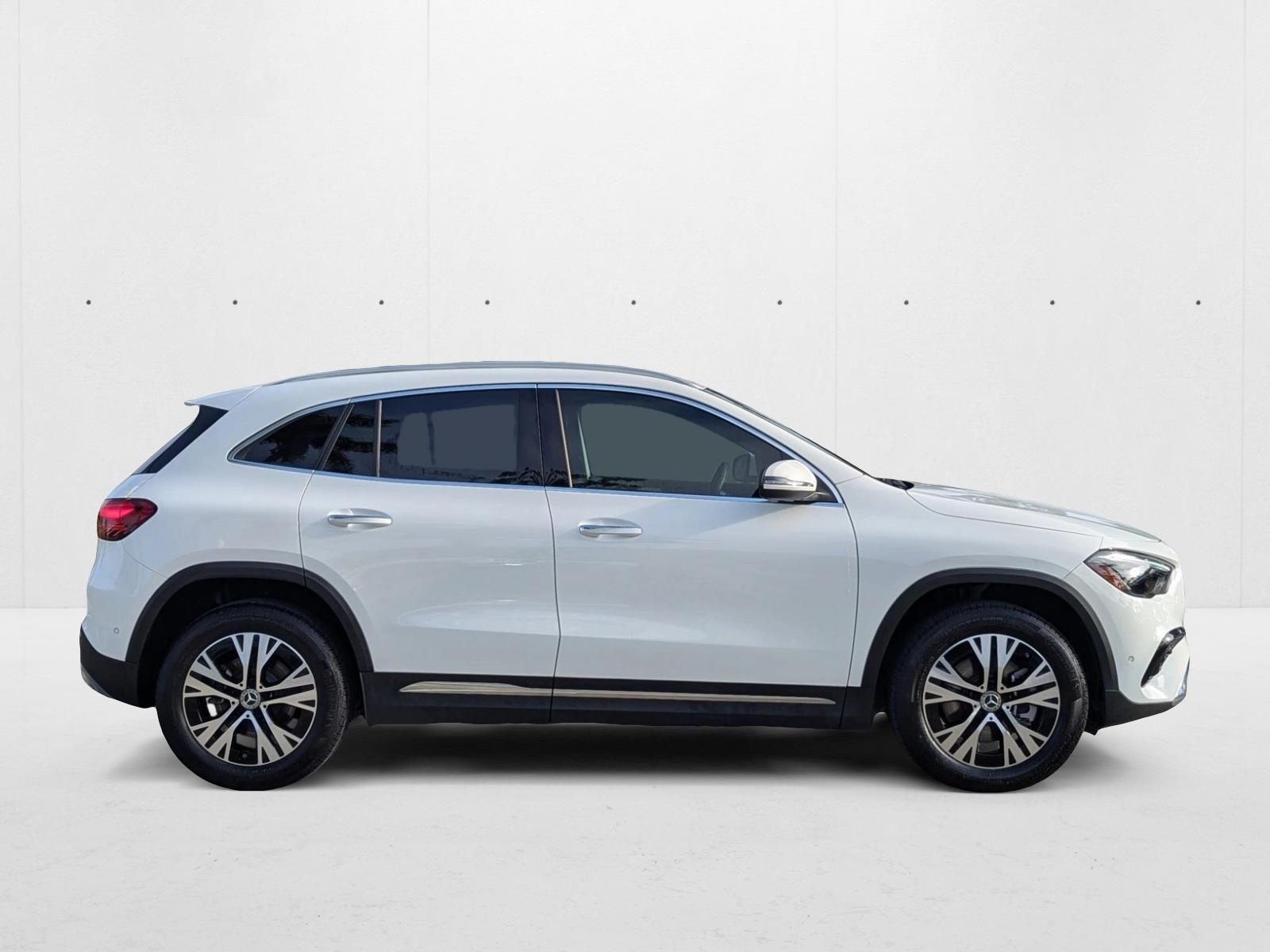 2025 Mercedes Benz GLA 250 photo 4
