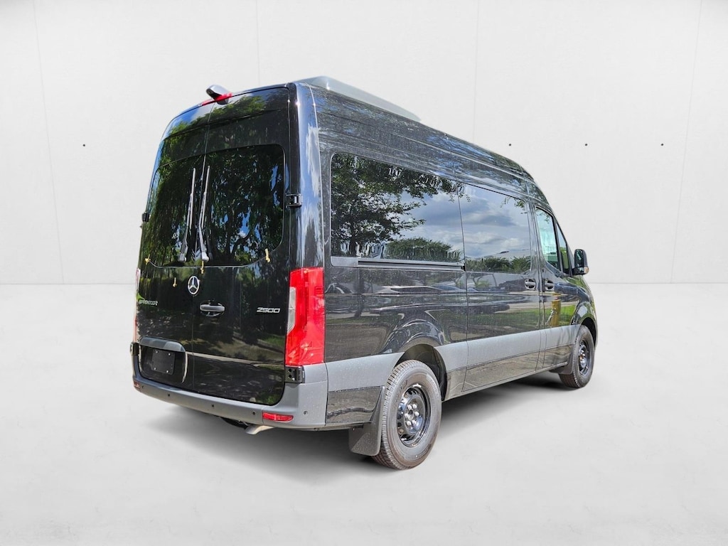 New 2025 Mercedes-Benz Sprinter Passenger Van 2500 Standard Roof I4 Diesel HO 144" RWD Van Passenger Van