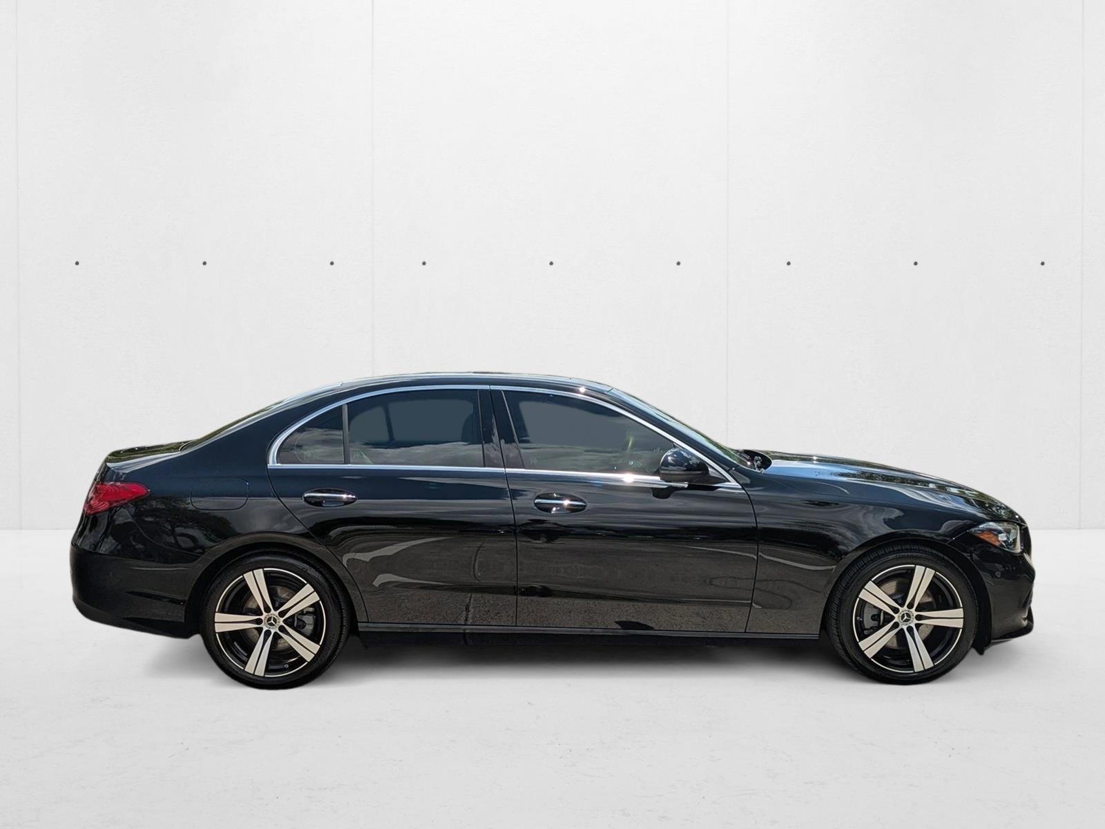 2025 Mercedes Benz C 300 Sedan photo 4