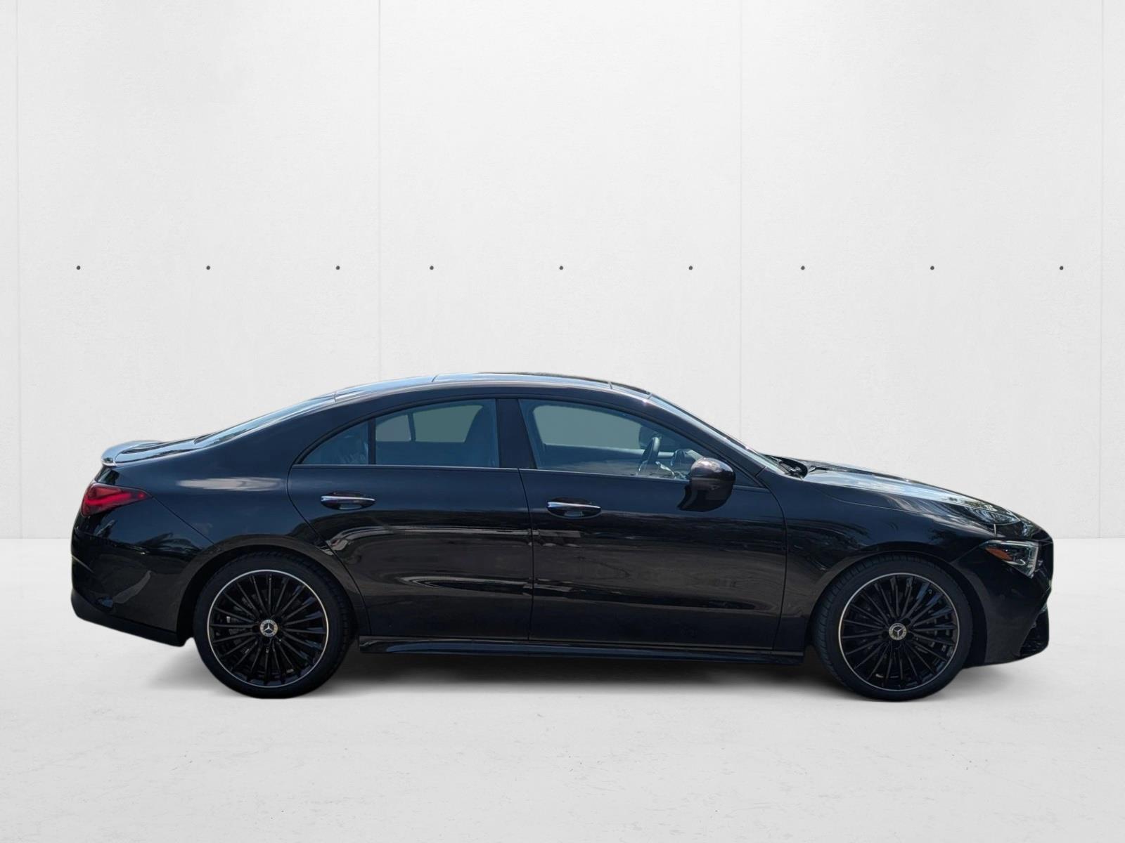 2025 Mercedes Benz CLA 250 photo 4