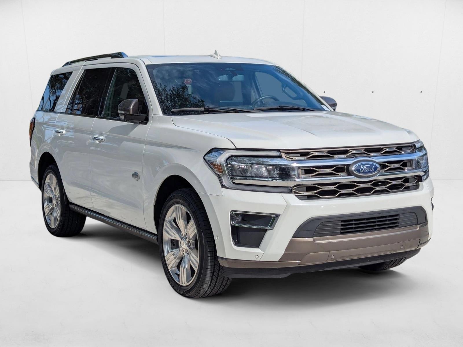2022 Ford Expedition King Ranch photo 3