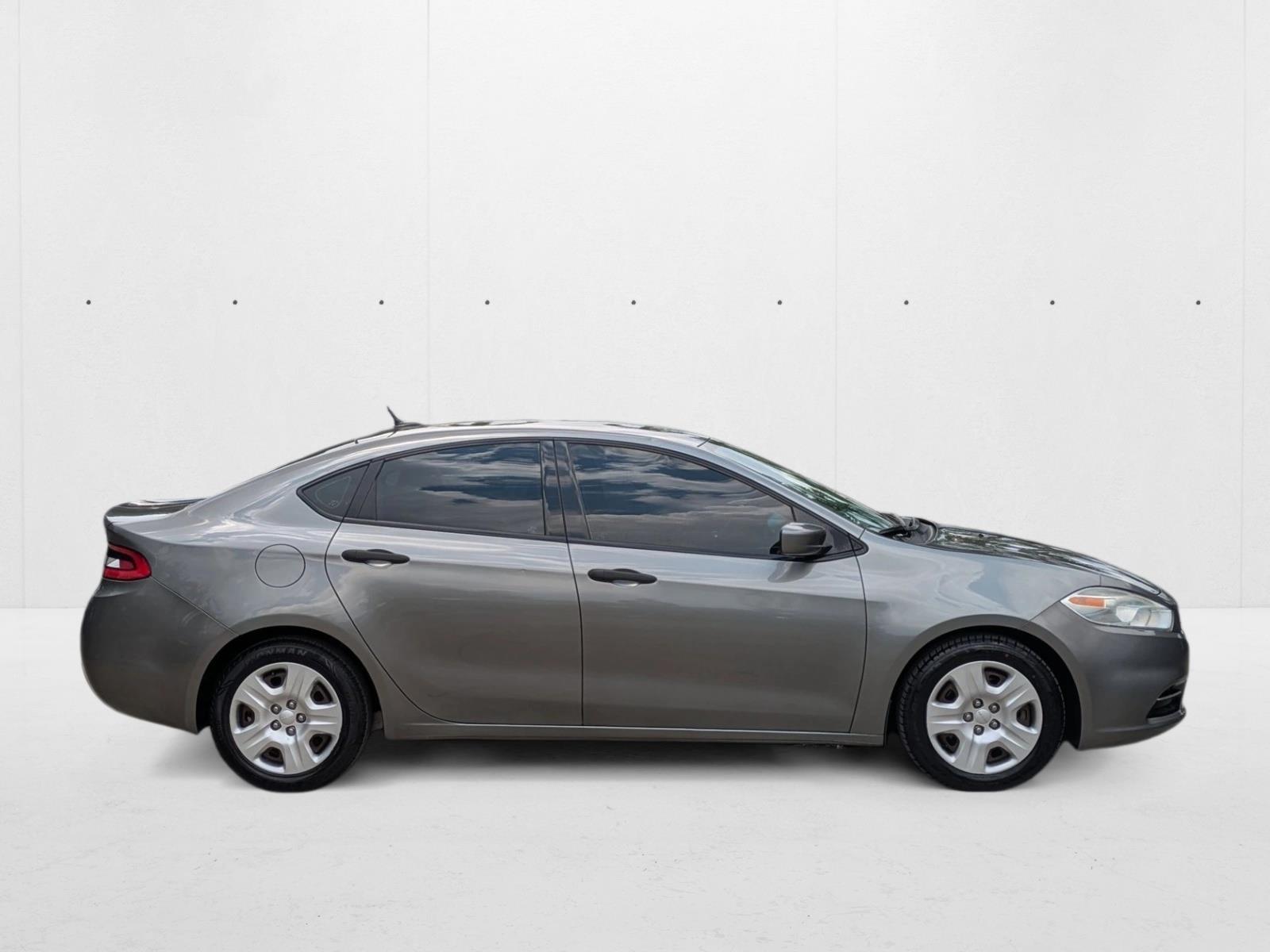 2013 Dodge Dart SE photo 4
