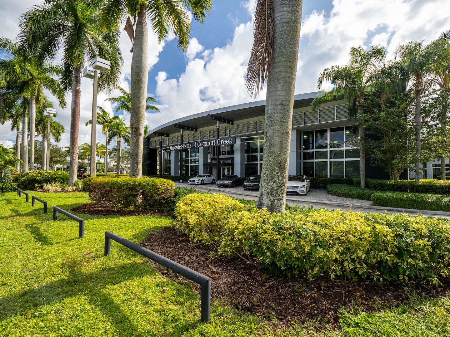Extraordinary Coconut Creek Mercedes Benz Dealer Photos