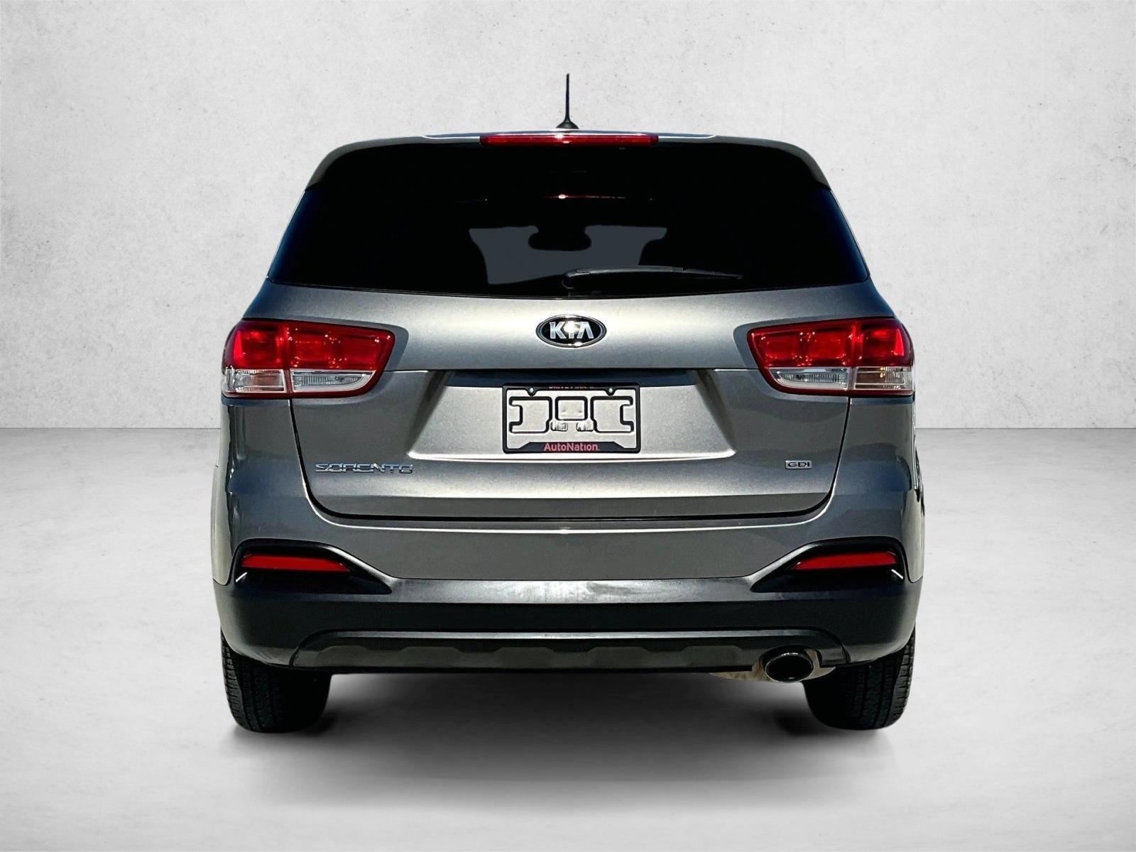 2017 Kia Sorento L photo 4