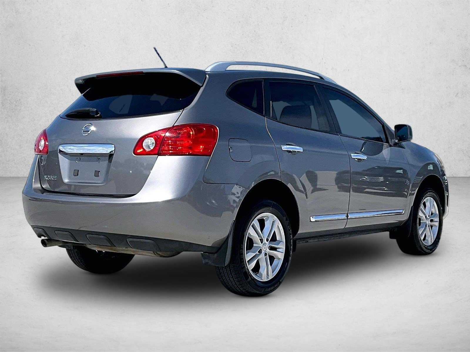 Used 2015 Nissan Rogue Select S with VIN JN8AS5MT5FW660156 for sale in Coconut Creek, FL
