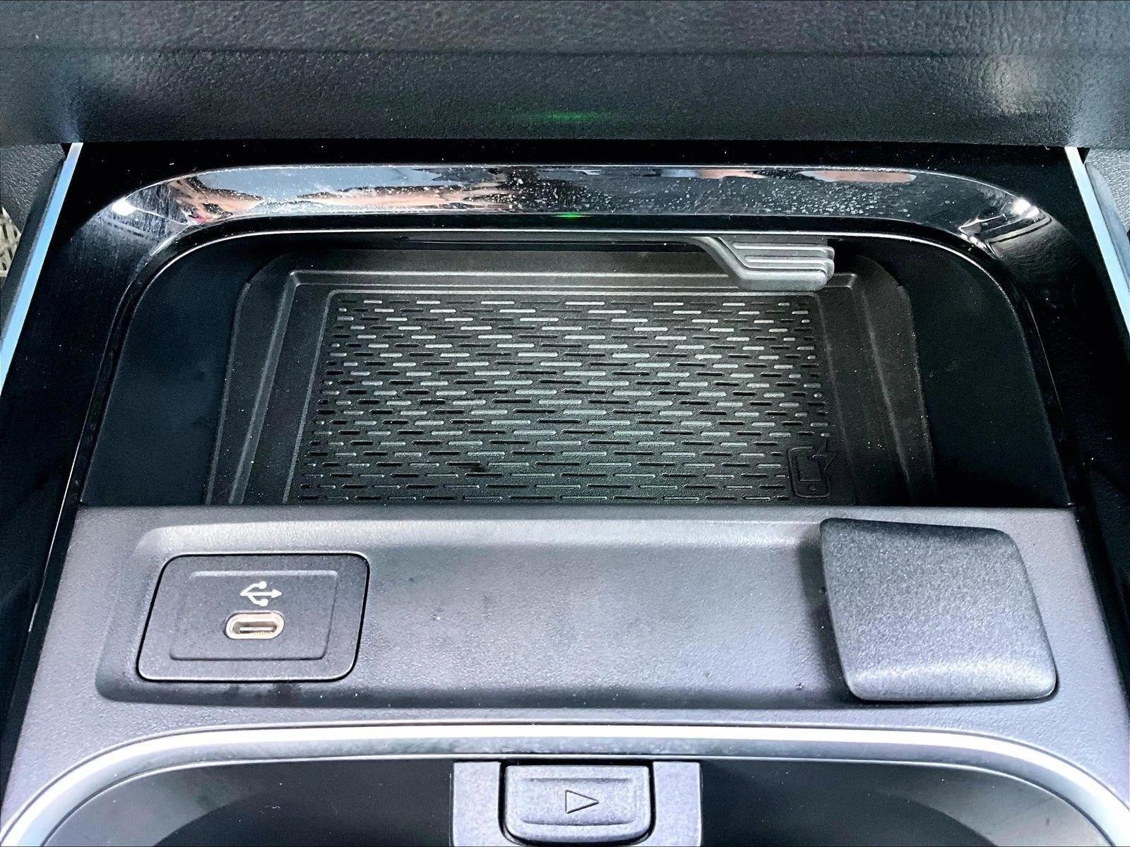 2026 Mercedes-Benz GLB GLB 250 - Photo 26