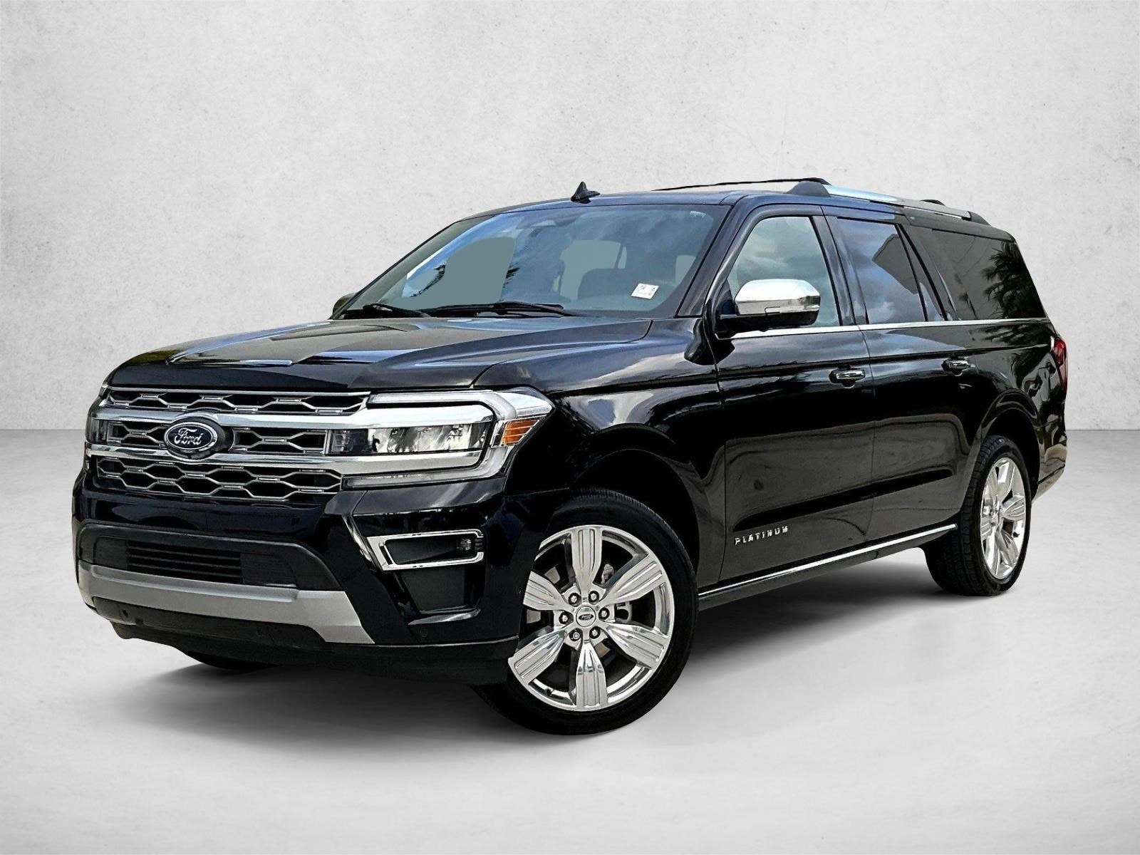2024 Ford Expedition Platinum's photo