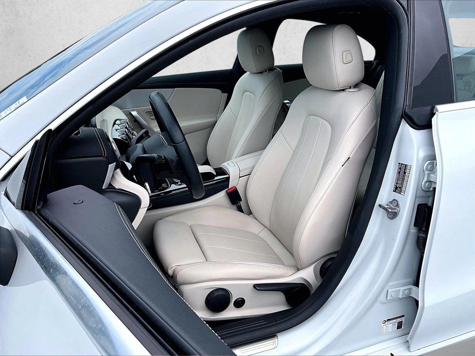 2022 Mercedes-Benz CLA CLA250 - Photo 24