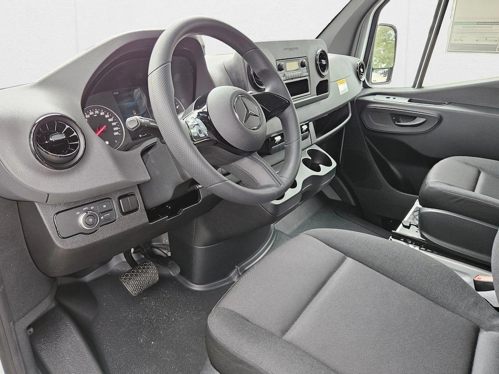 New 2025 Mercedes-Benz Sprinter Cargo Van 2500 Standard Roof I4 Diesel 144" RWD Van Cargo Van