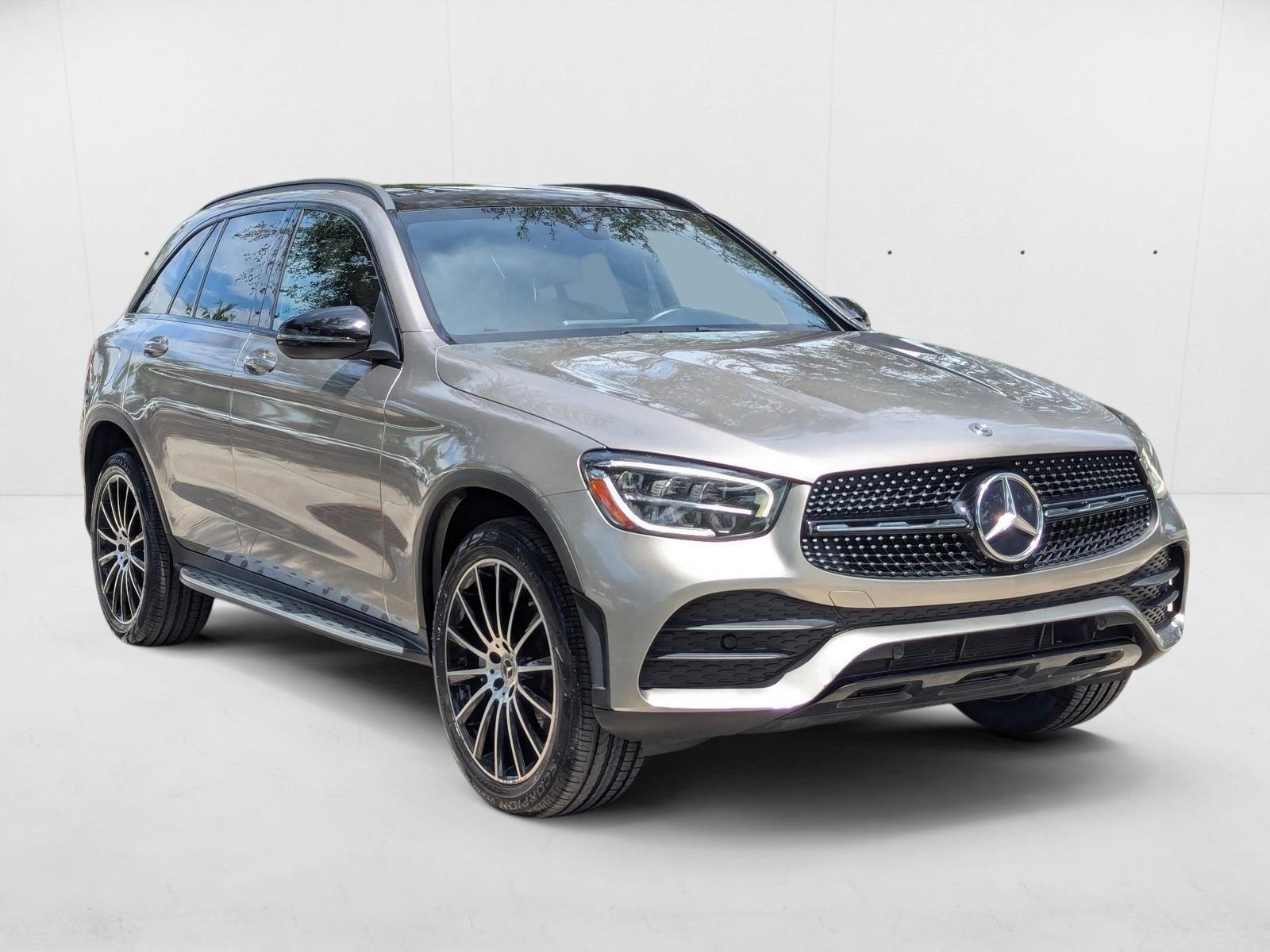 2020 Mercedes Benz GLC 300 4MATIC photo 3
