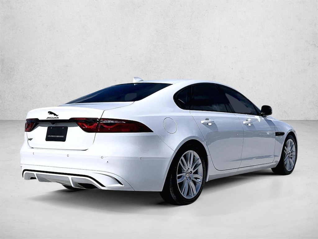 Used 2021 Jaguar XF SE Sedan