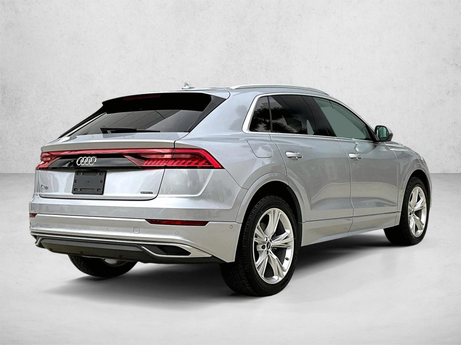 2022 Audi Q8 55 Premium photo 2