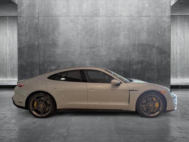 2024 Porsche Taycan Turbo photo 4