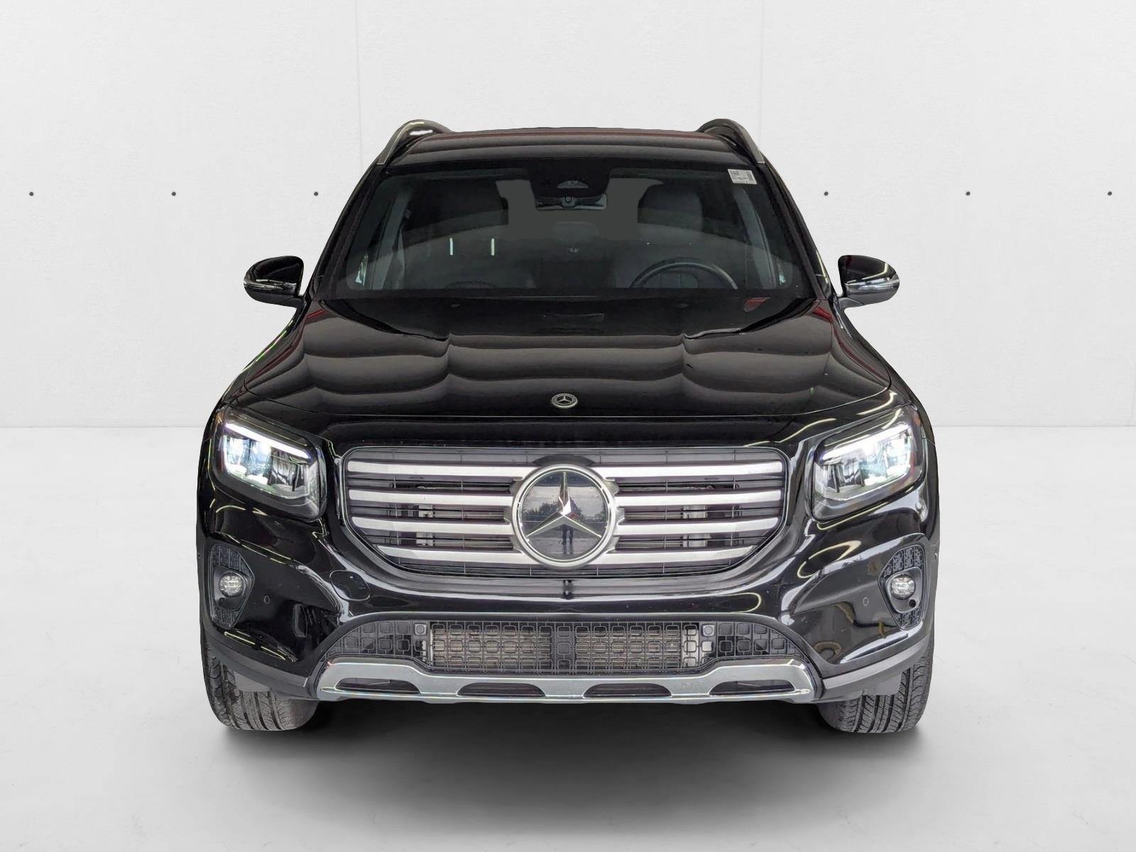 2025 Mercedes Benz GLB 250 photo 2
