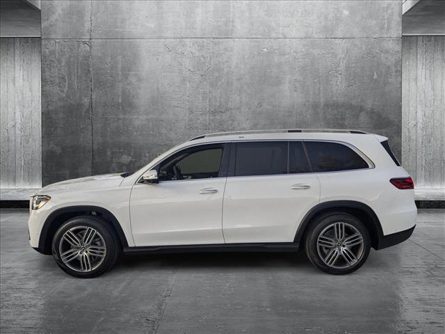 2025 Mercedes Benz GLS 450 4MATIC photo 4