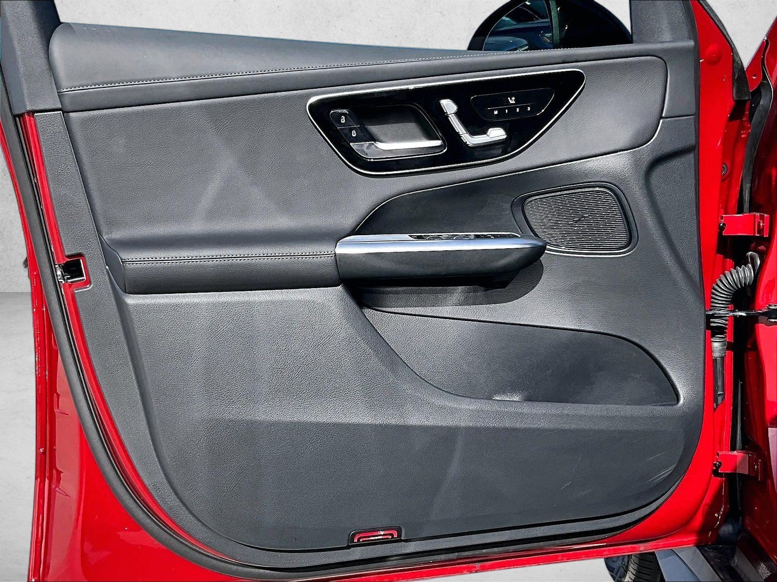 2026 Mercedes-Benz GLC Base - Photo 18