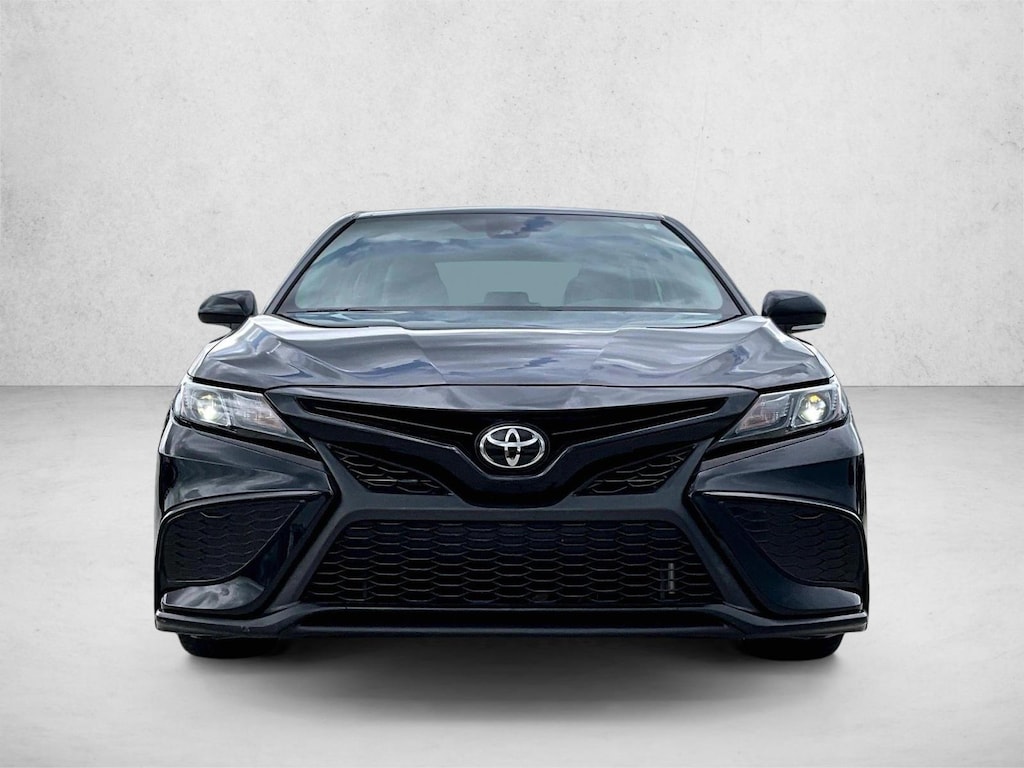 Used 2024 Toyota Camry SE Sedan