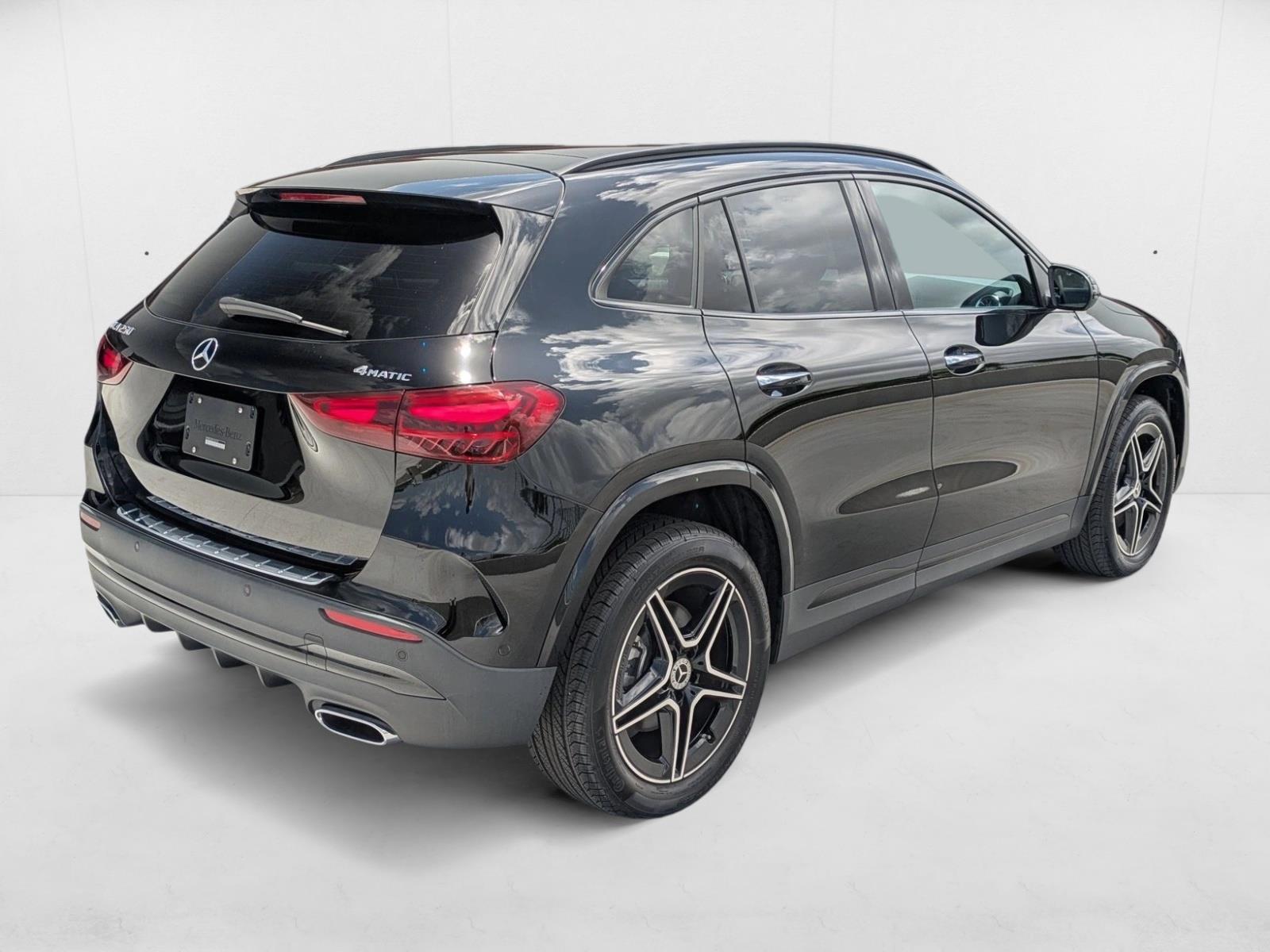 2025 Mercedes Benz GLA 250 4MATIC photo 2