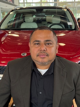 Staff member Norman Zelaya from ID_e82415d5fb11