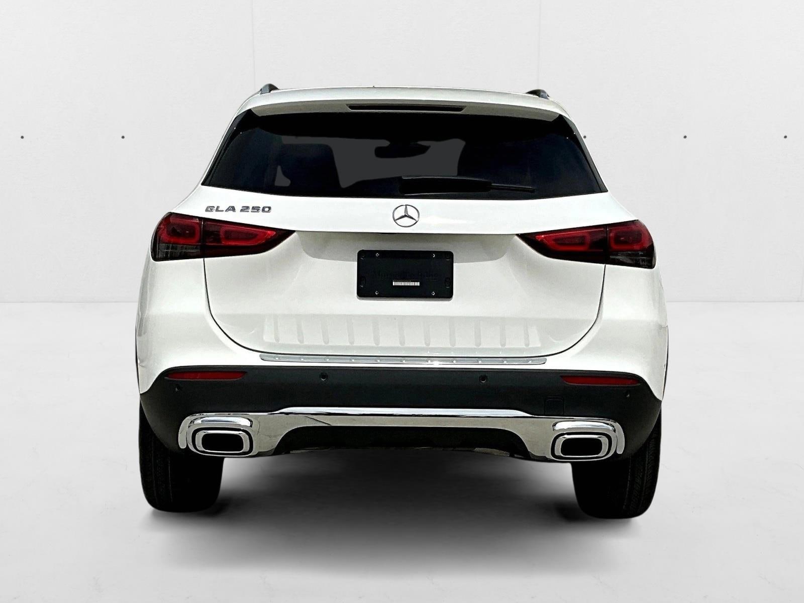 2022 Mercedes Benz GLA 250 photo 4